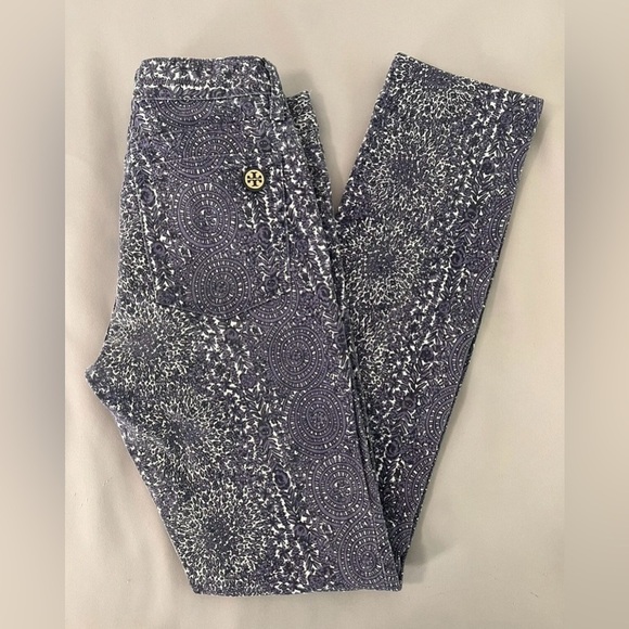 Tory Burch Ivory Super Skinny Low Rise Jeans Sz 27 Purple Floral - Picture 2 of 12